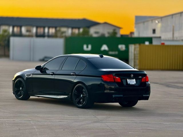 2015 Bmw M5 - Image 8