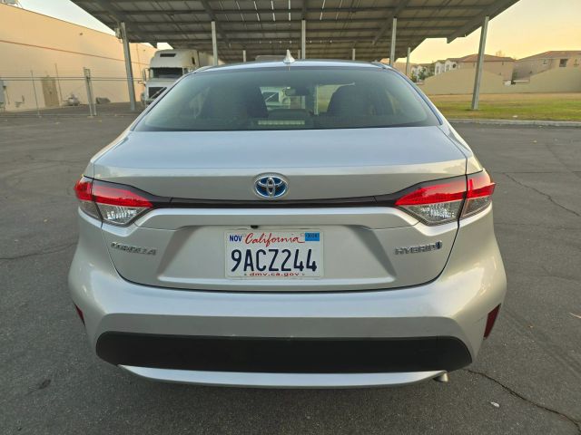 2022 Toyota Corolla Hybrid - Image 7