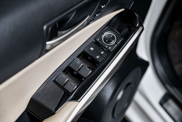 2018 Lexus Is Is 300 Sedan 4d - Image 48