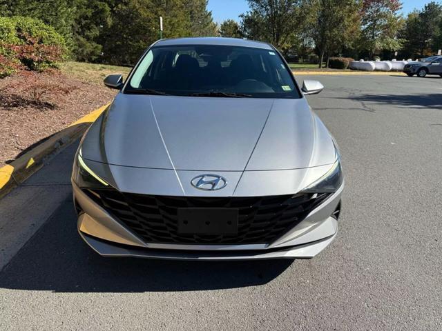 2021 Hyundai Elantra SEL photo 6