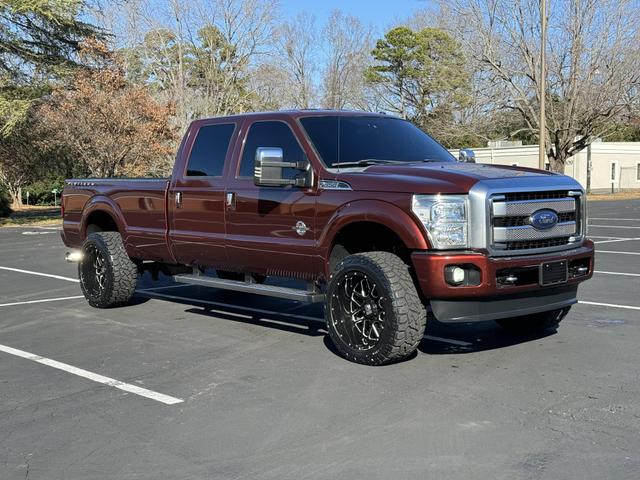 2015 Ford F-350 Super Duty Platinum photo 4