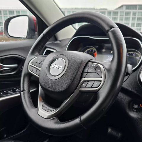 2019 Jeep Cherokee Limited Sport Utility 4d - Image 31