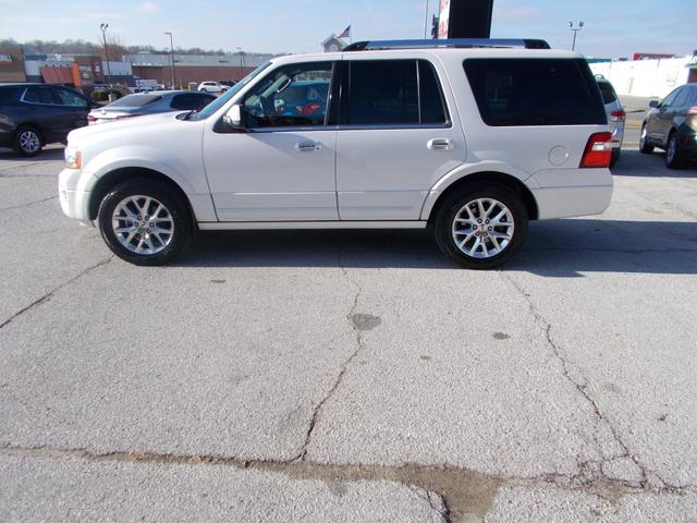 2017 Ford Expedition Limited photo 8