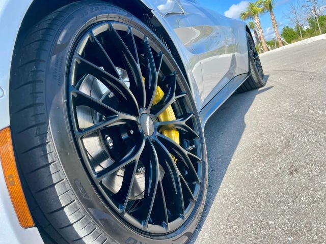 2023 Aston Martin Vantage - Image 42