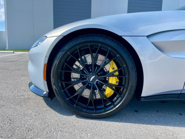 2023 Aston Martin Vantage - Image 37