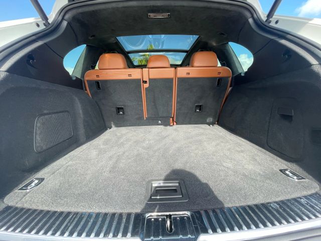 2017 Porsche Cayenne - Image 69