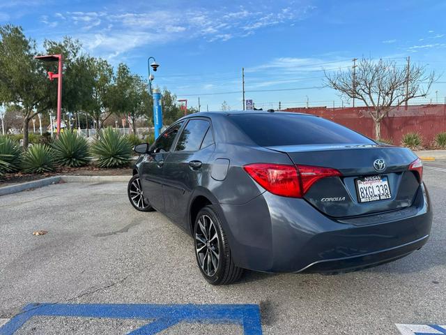 2019 Toyota Corolla XSE photo 4