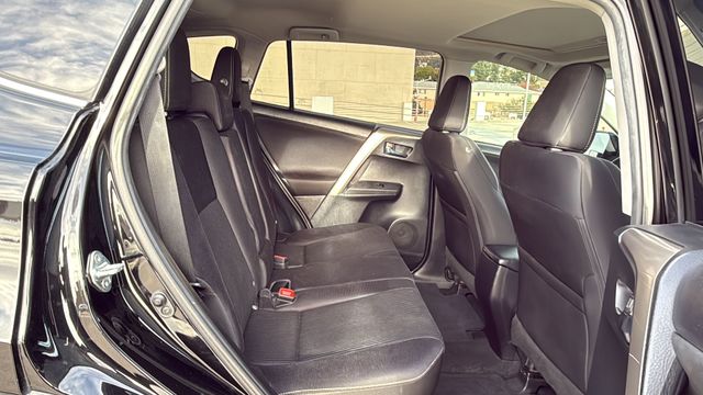 2015 Toyota Rav4 - Image 14