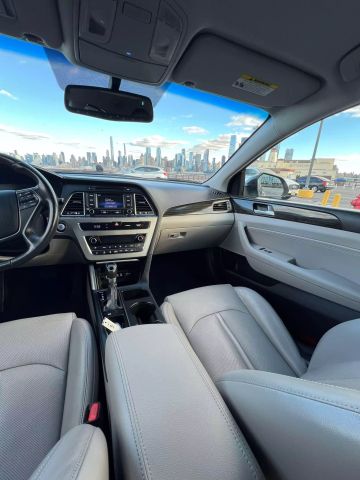 2016 Hyundai Sonata Hybrid Limited Sedan 4d - Image 18