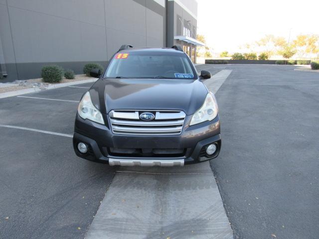 2013 Subaru Outback Limited photo 3