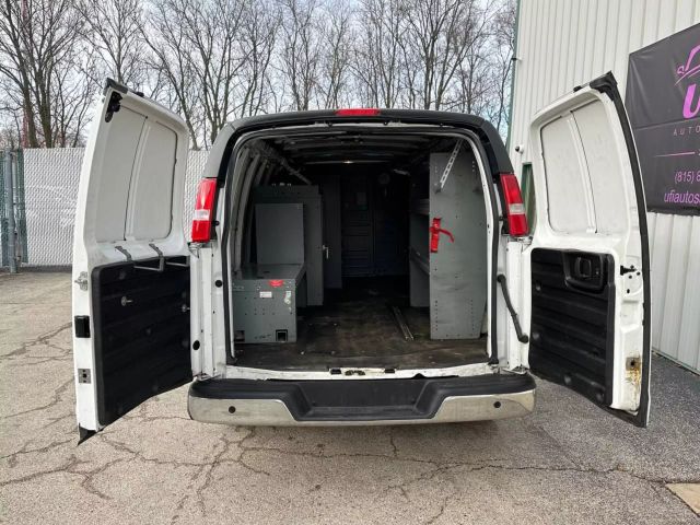 2017 Chevrolet Express 3500 Cargo - Image 15