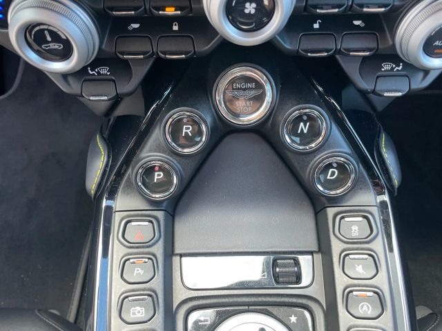 2023 Aston Martin Vantage - Image 98