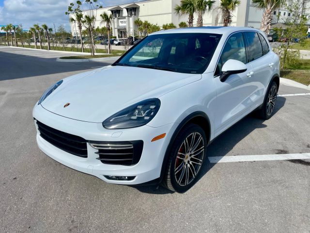 2017 Porsche Cayenne - Image 40