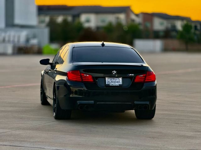 2015 Bmw M5 - Image 9
