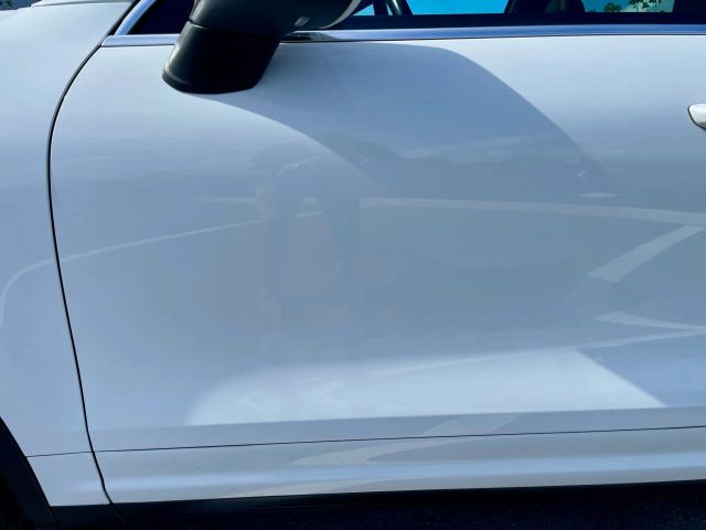 2017 Porsche Cayenne - Image 36