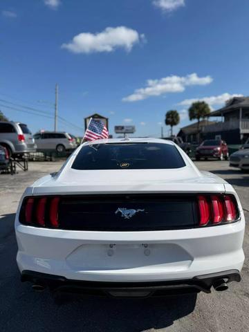 2020 Ford Mustang EcoBoost photo 17