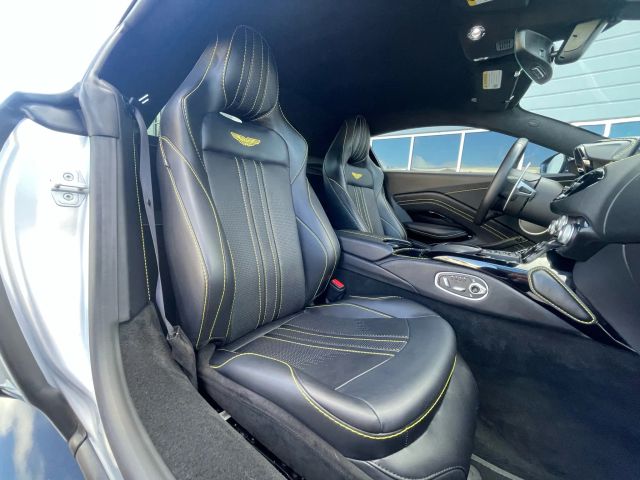 2023 Aston Martin Vantage - Image 108