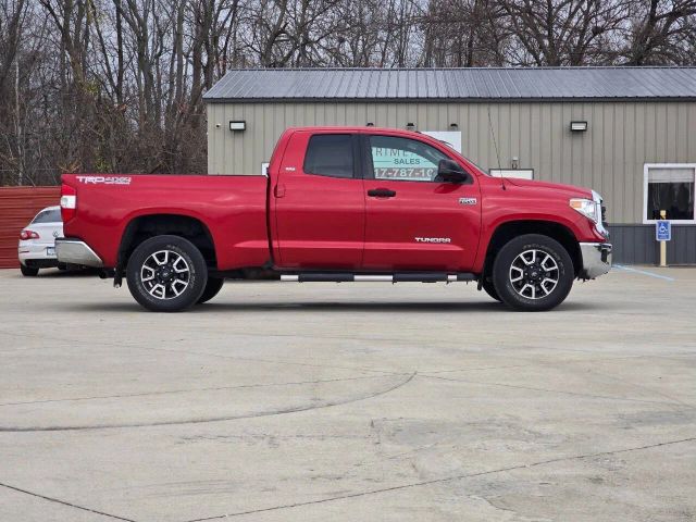 2014 Toyota Tundra Double Cab - Image 9