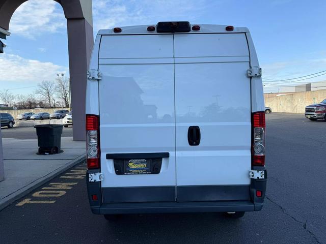 2018 RAM ProMaster Cargo Van Base photo 5