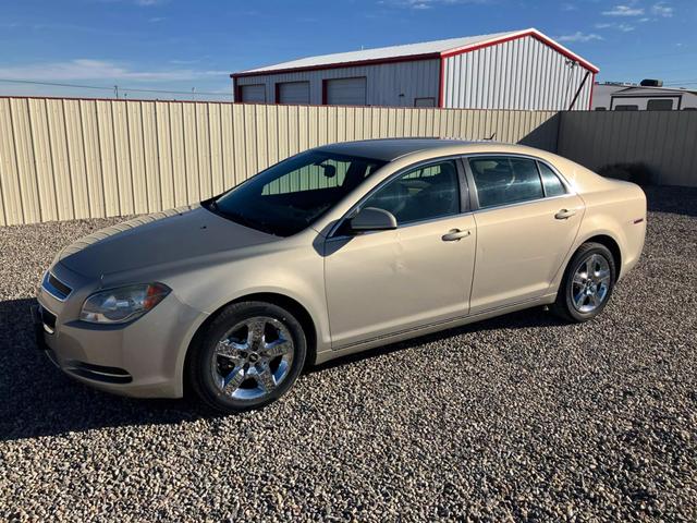 2010 Chevrolet Malibu 1LT photo 4