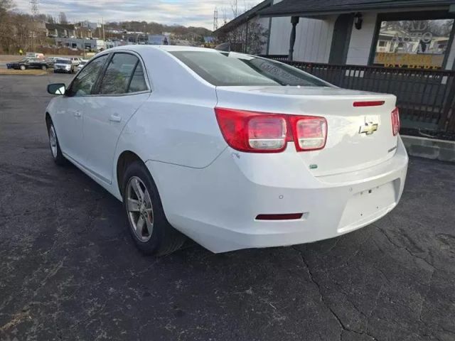 2015 Chevrolet Malibu - Image 7
