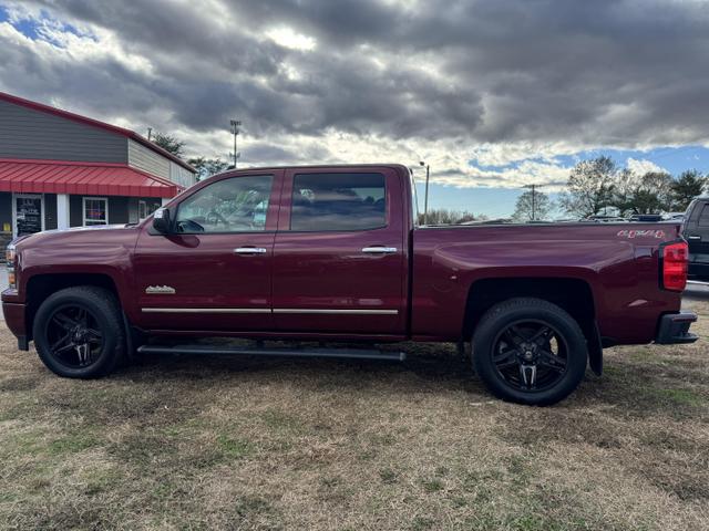 2014 Chevrolet Silverado 1500 High Country photo 2