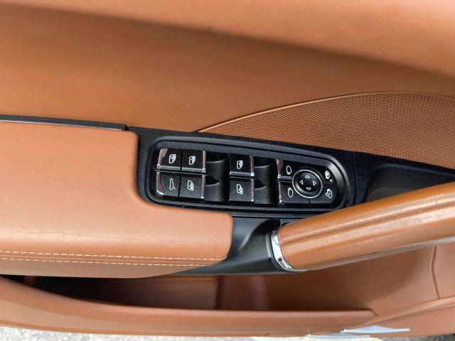 2017 Porsche Cayenne - Image 74