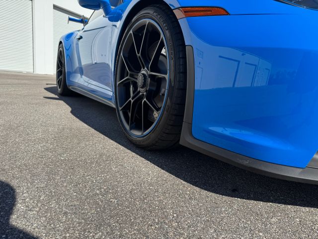 2022 Porsche 911 - Image 5