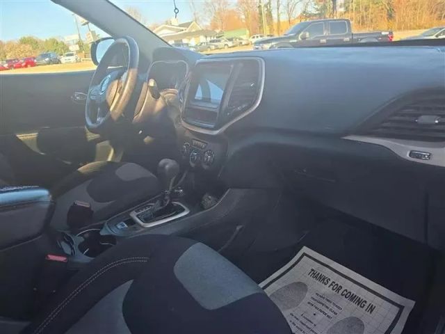 2016 Jeep Cherokee - Image 14