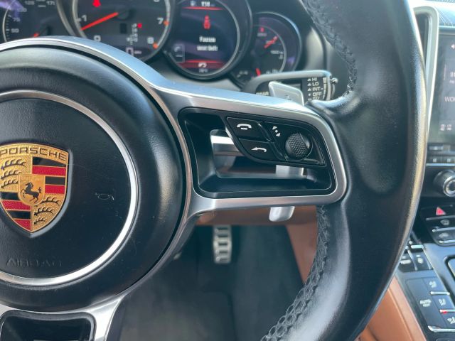 2017 Porsche Cayenne - Image 88