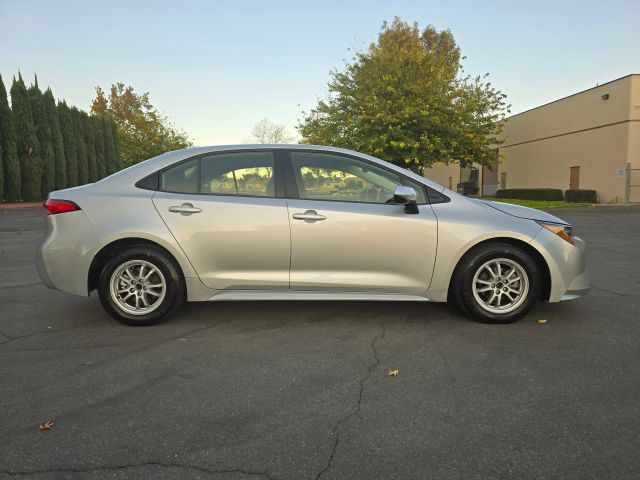 2022 Toyota Corolla Hybrid - Image 4
