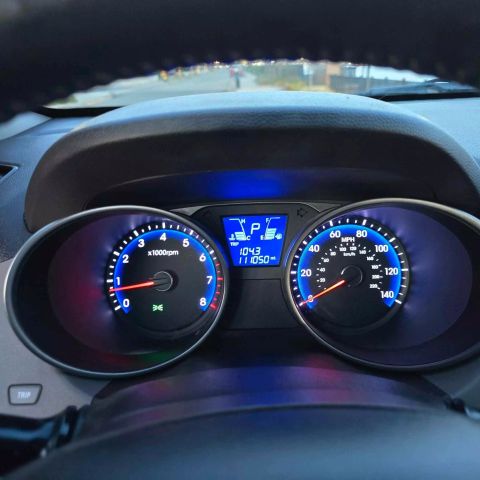 2011 Hyundai Tucson Gls Sport Utility 4d - Image 21
