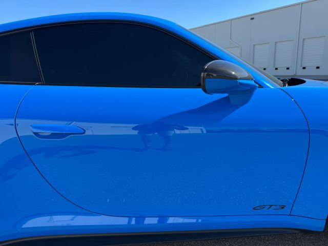2022 Porsche 911 - Image 9