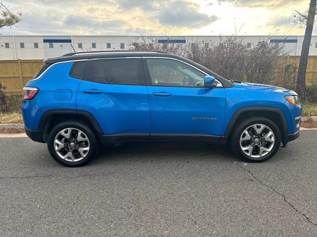 2019 Jeep Compass Limited photo 9