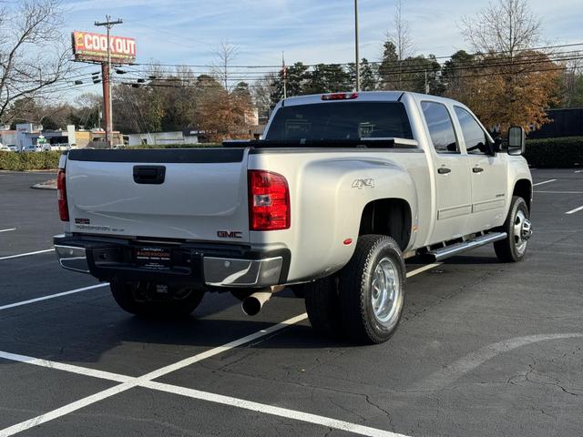 2013 GMC Sierra 3500 SLE photo 6