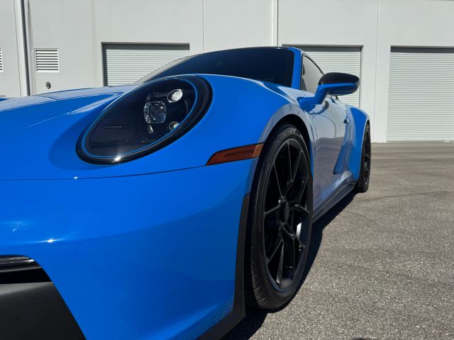 2022 Porsche 911 - Image 35
