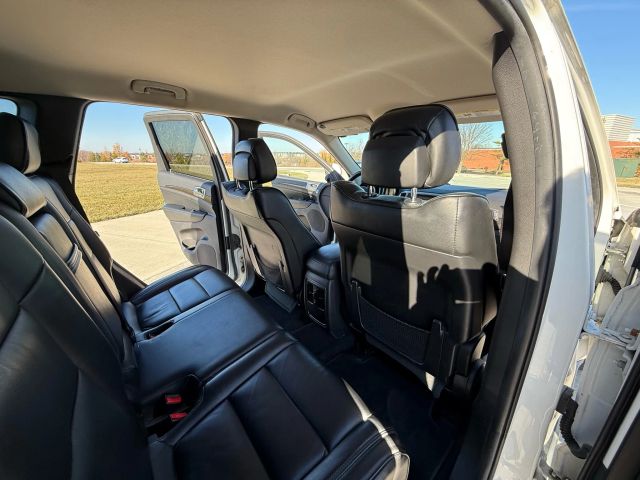 2011 Jeep Grand Cherokee - Image 21