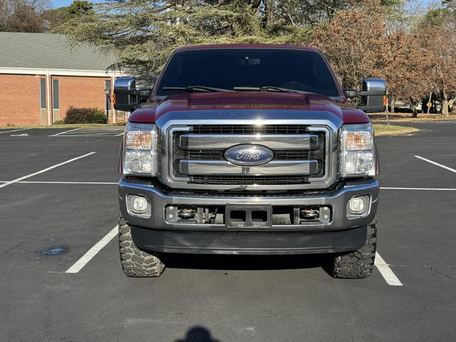 2016 Ford F-250 Super Duty Lariat photo 3