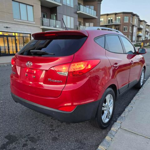 2011 Hyundai Tucson Gls Sport Utility 4d - Image 7