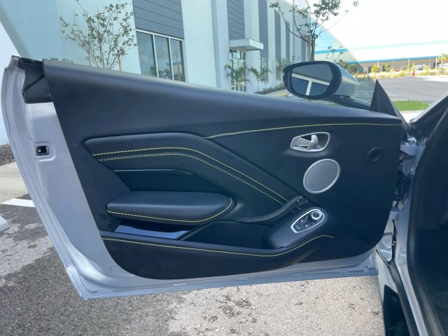 2023 Aston Martin Vantage - Image 74