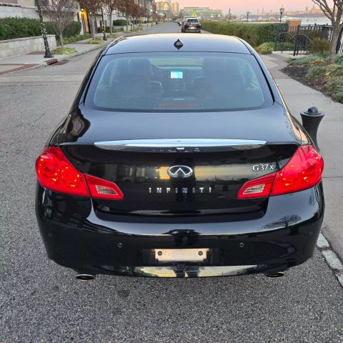 2013 Infiniti G37x Sedan 4d - Image 8