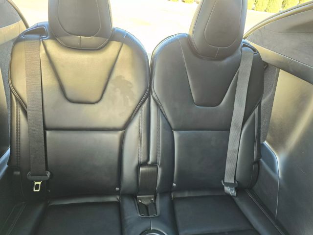2019 Tesla Model X - Image 32