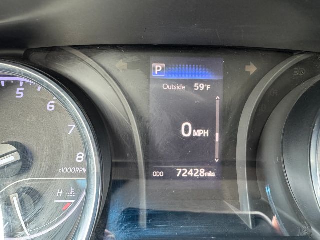 2018 Toyota Camry - Image 32