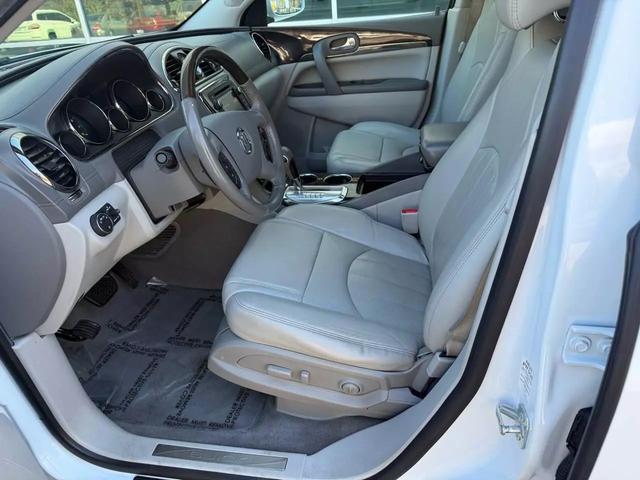 2017 Buick Enclave Leather photo 14