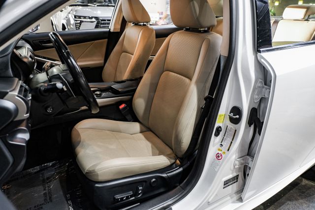 2018 Lexus Is Is 300 Sedan 4d - Image 4
