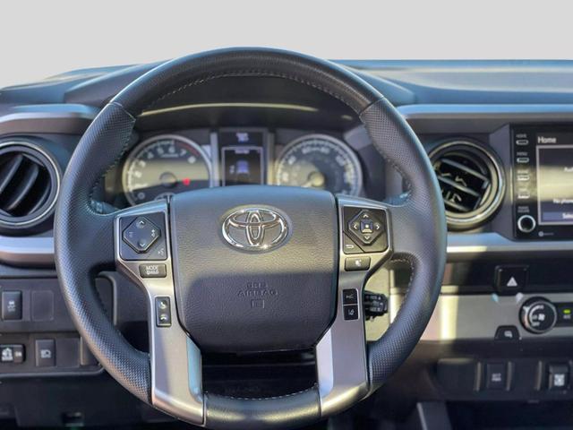 2020 Toyota Tacoma SR5 photo 24