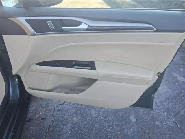 2015 Ford Fusion - Image 13