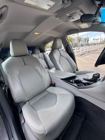 2018 Toyota Camry - Image 30