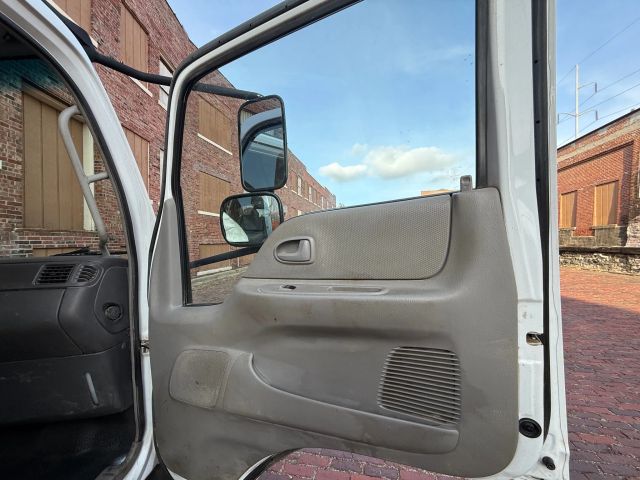 2006 Ford Commercial Ls45 Cabover - Image 9