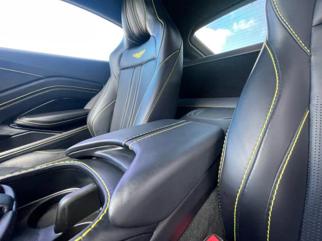 2023 Aston Martin Vantage - Image 101